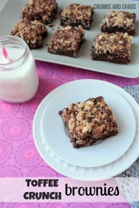 Toffee Crunch Brownies | Crumbs and Chaos #brownies #toffee #chocolate www.crumbsandchaos.dreamhosters.com