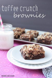 Toffee Crunch Brownies | Crumbs and Chaos #brownies #toffee #chocolate www.crumbsandchaos.dreamhosters.com
