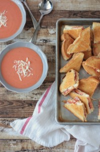 Pizza Grilled Cheese | Crumbs and Chaos
