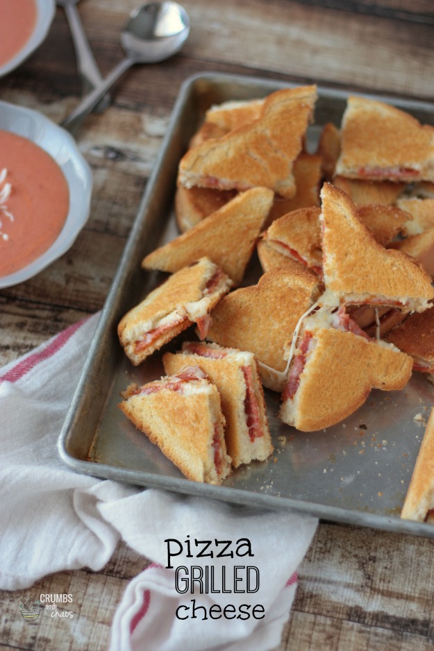 Pizza Grilled Cheese | Crumbs and Chaos