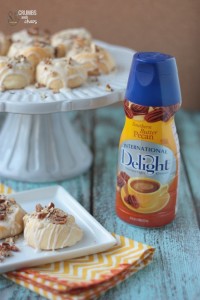 Pecan Cheesecake Rolls | Crumbs and Chaos