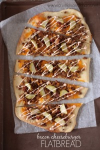 Bacon Cheeseburger Flatbread | recipe on www.crumbsandchaos.dreamhosters.com