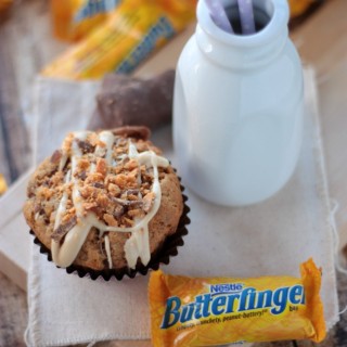 Butterfinger Banana Muffins | Crumbs and Chaos