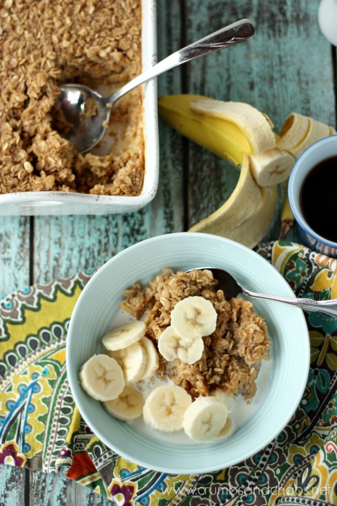 This easy baked oatmeal is a comforting, hot breakfast the whole family will love!